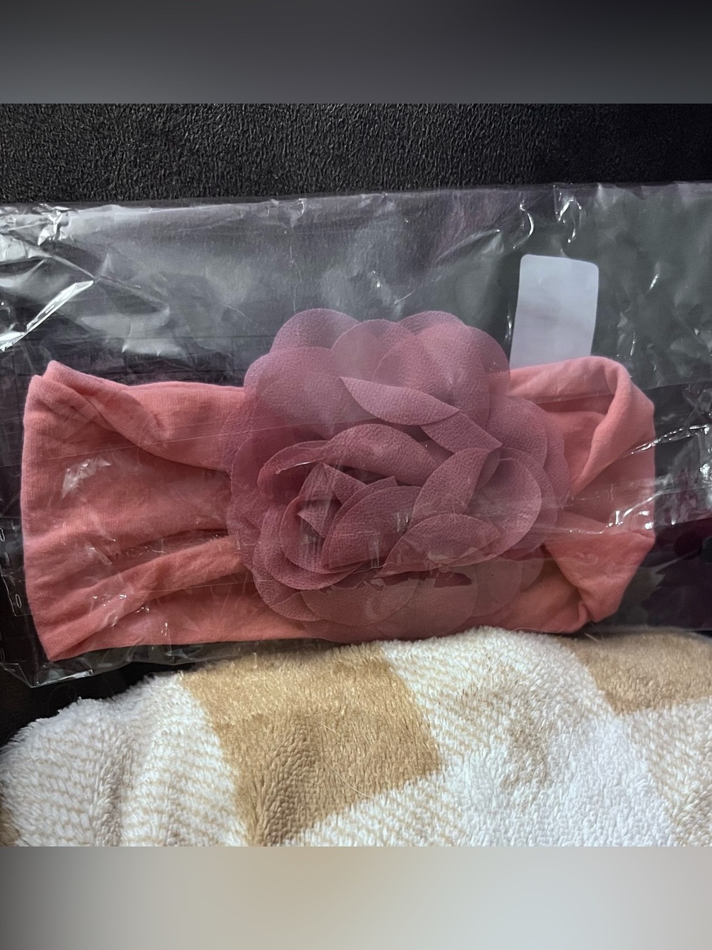 1 PK Baby Girls Floral Stretch Headband, Salmon pink, w/ flower